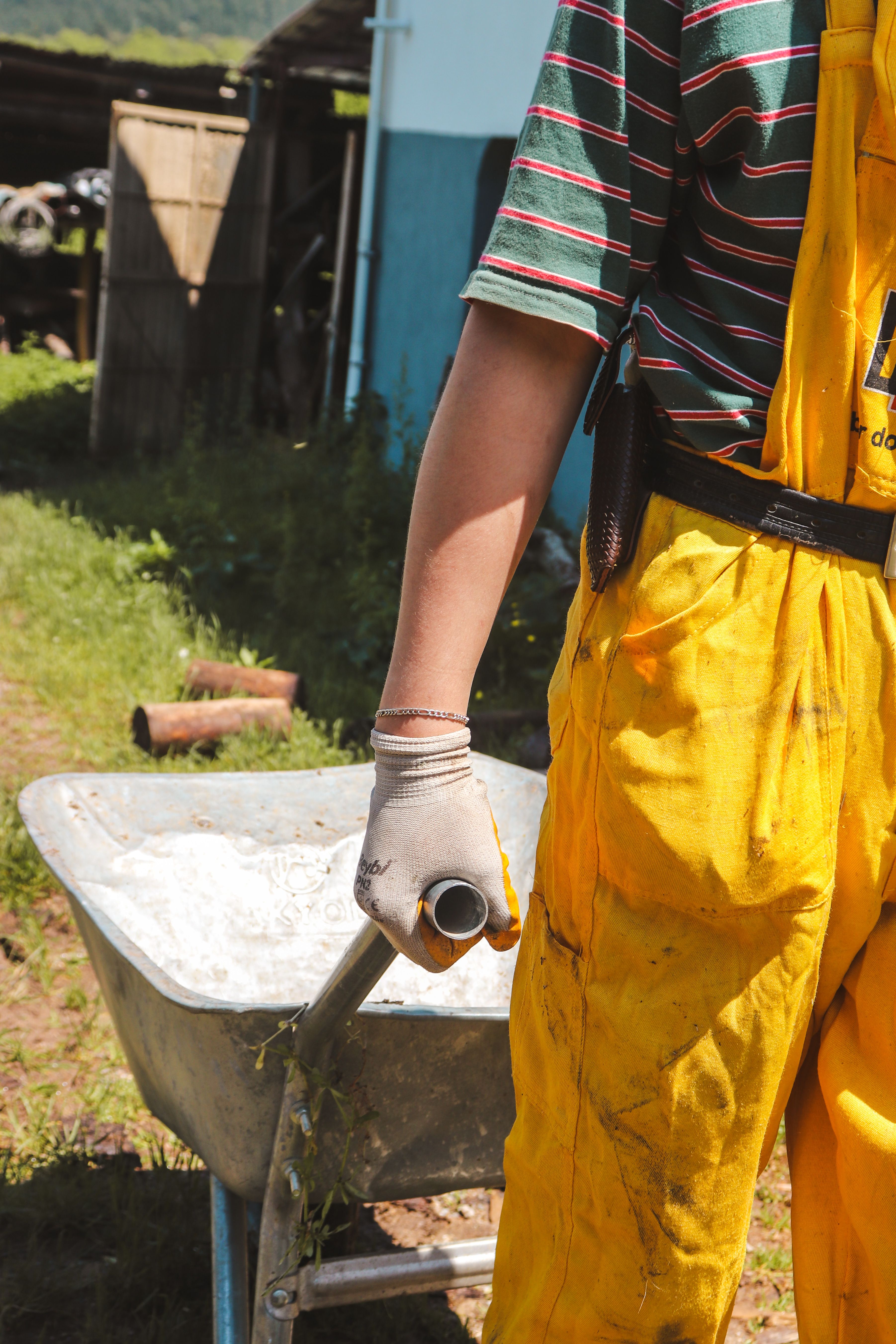 Nova lei do Colorado mira o calor extremo no trabalho: o que muda para quem trabalha na obra, no campo ou na cozinha
